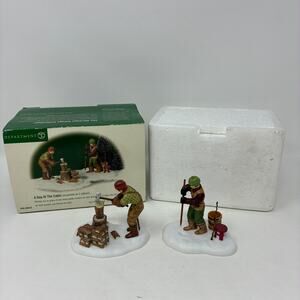Dept 56 A Day At The Cabin Set of 2 New England Series Christmas Village #56642
